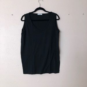 The tapered collection black tank